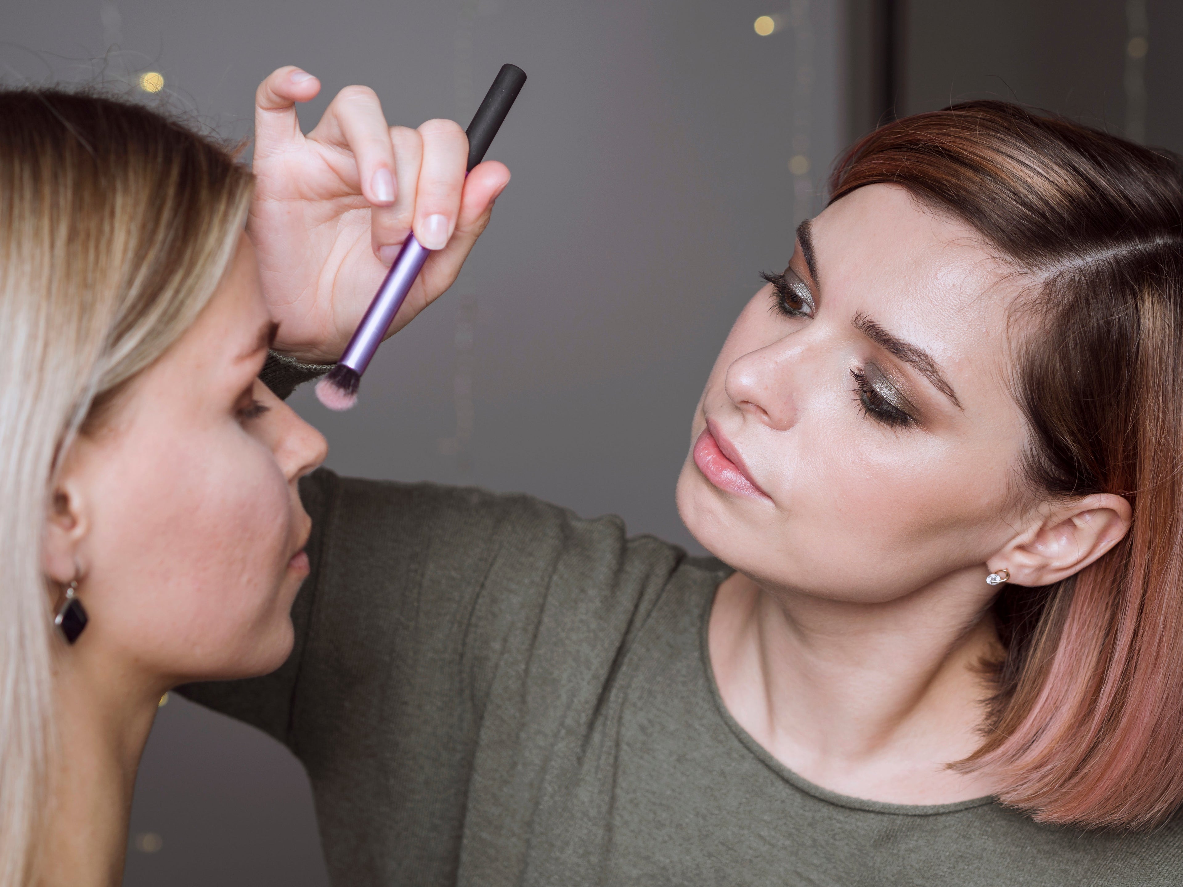 Experience the Magic: A Step-by-Step Makeup Tutorial